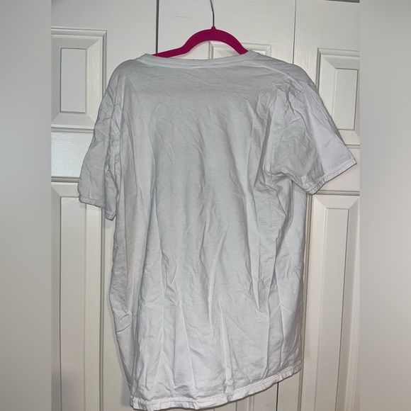 urban outfitters it’s cool to be kind shirt - Picture 5 of 6